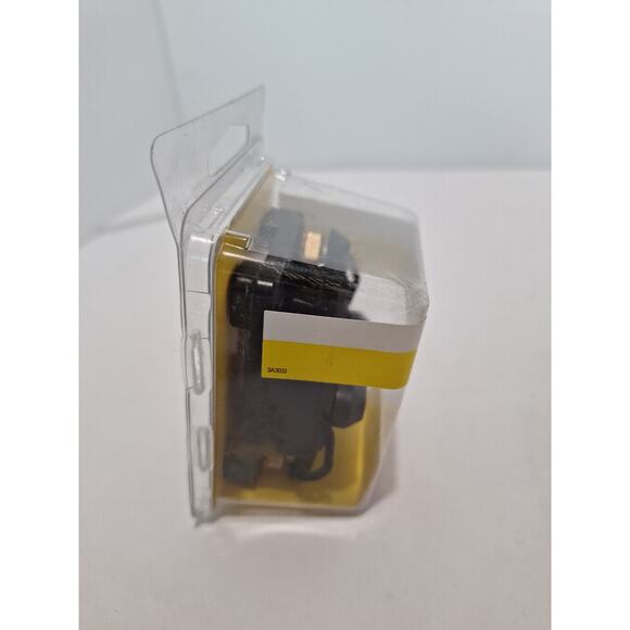 Bussmann Eaton CB185-150A High-Amp Waterproof Type III Circuit Breaker New - Picture 3 of 4